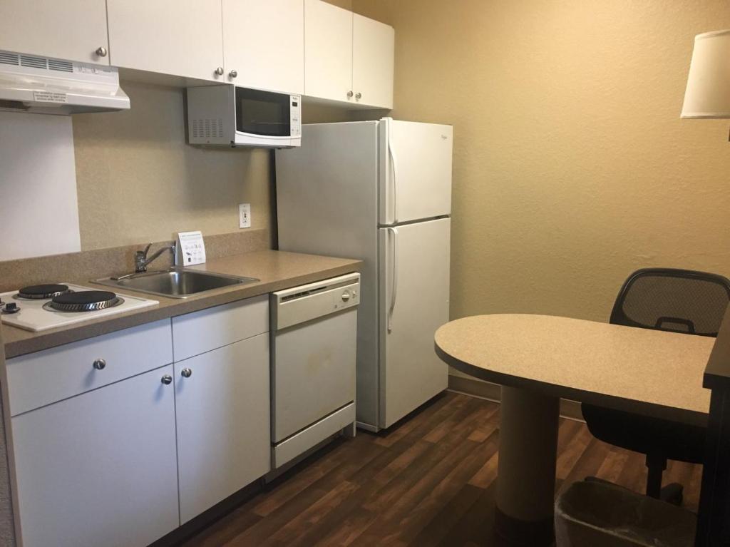 Room image 1
